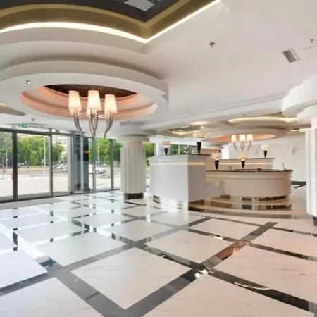 Hanza Tower 24 Jacussi & Pool Apartament *